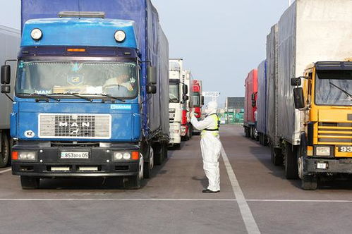 霍爾果斯邊檢站 優(yōu)化查驗(yàn)流程，保障進(jìn)出口貨物高效通關(guān)